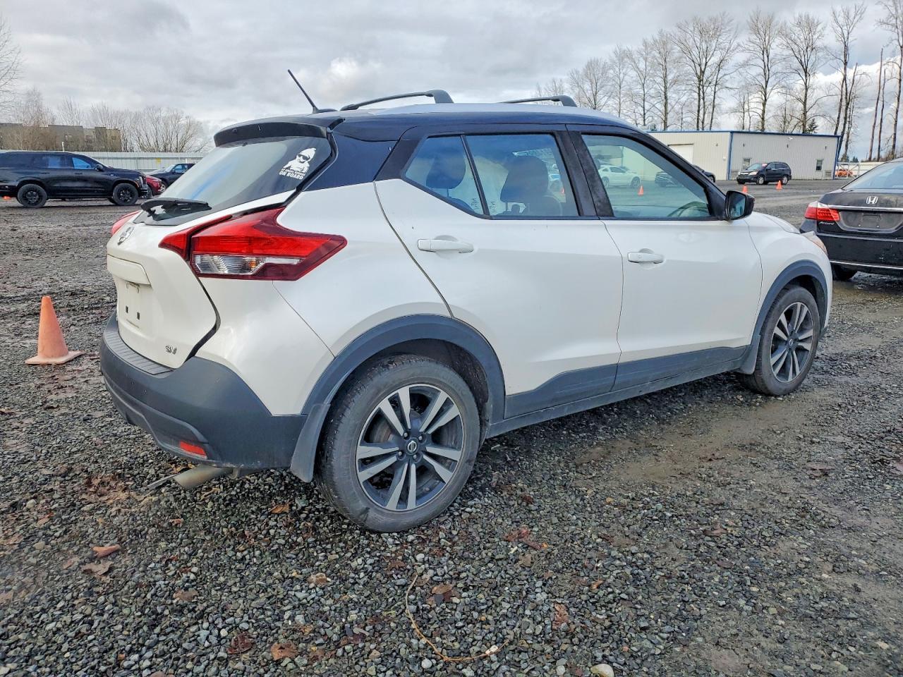 2018 NISSAN KICKS