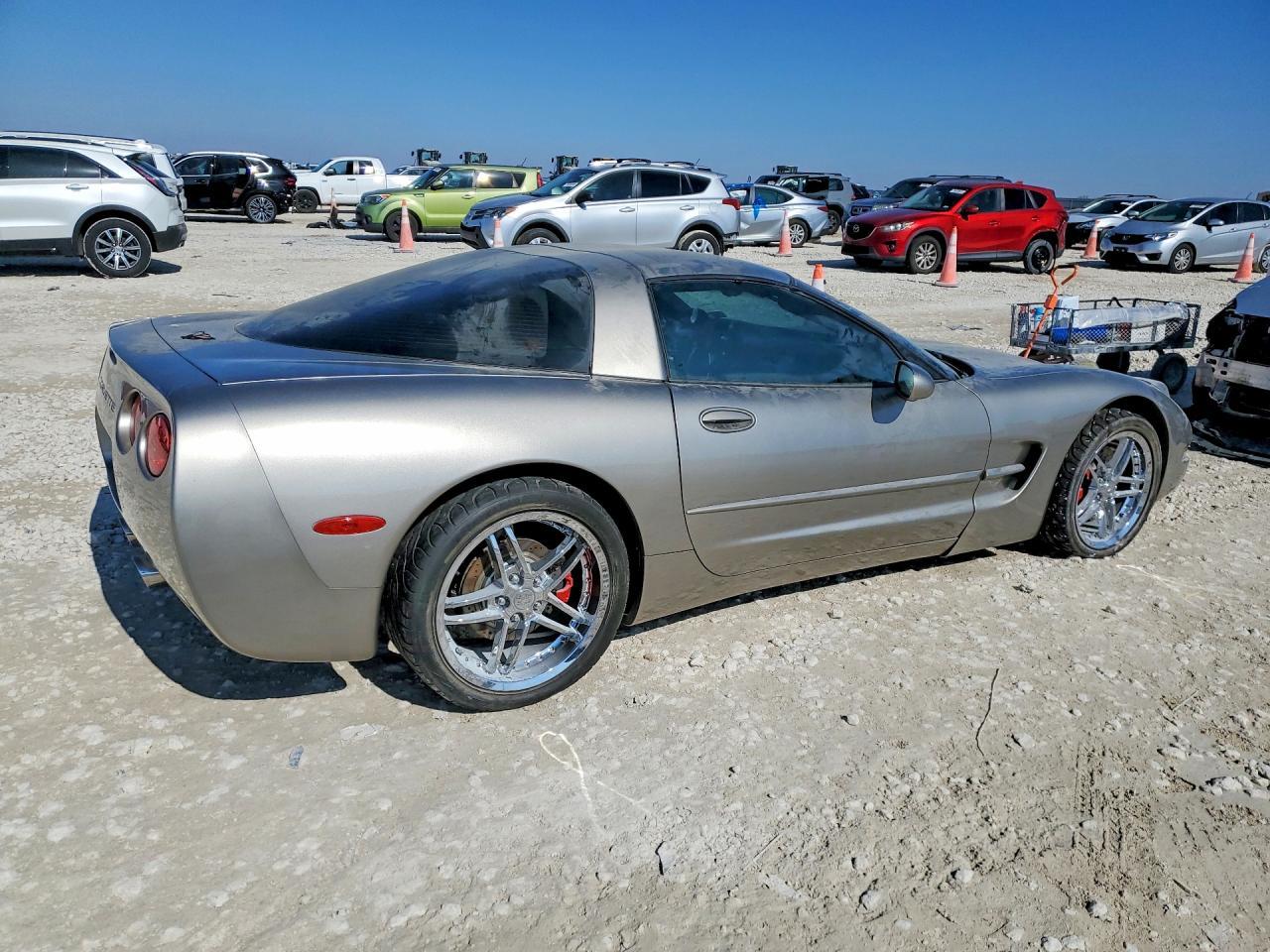 2000 CHEVROLET CORVETTE