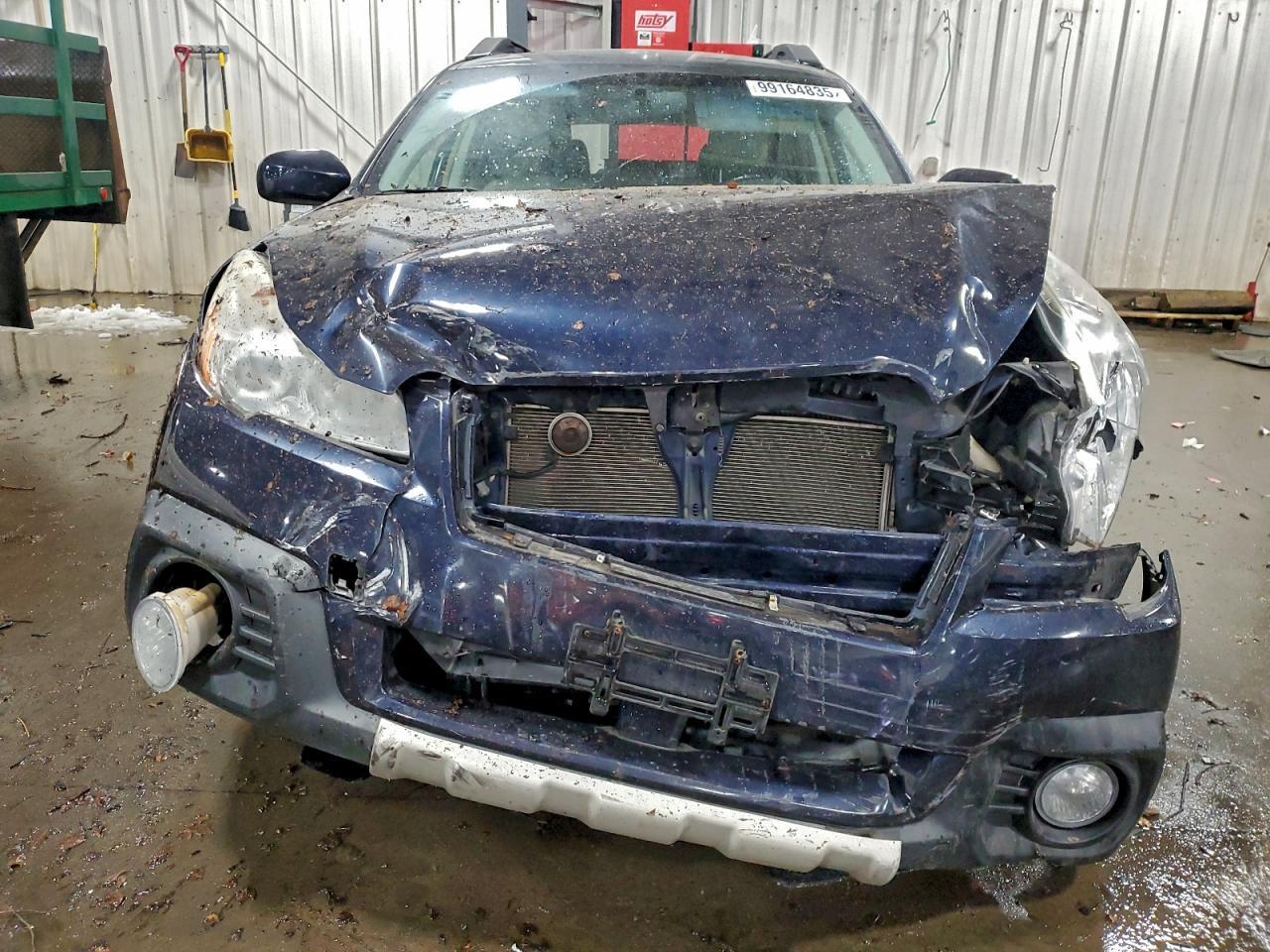 2013 SUBARU Outback