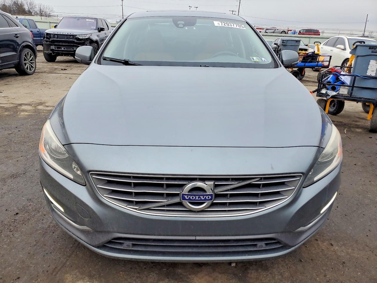 2016 VOLVO S60