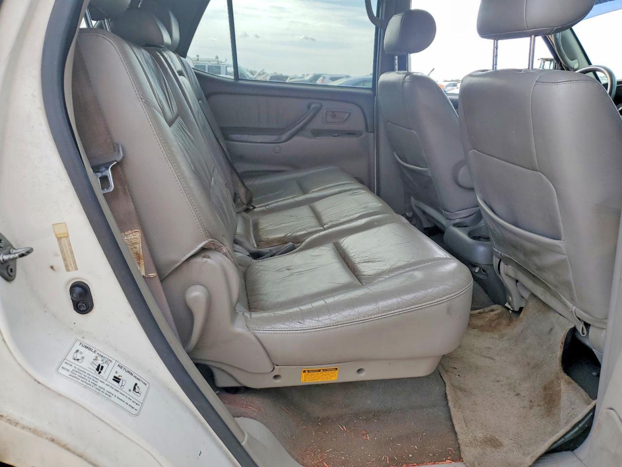 2001 TOYOTA Sequoia