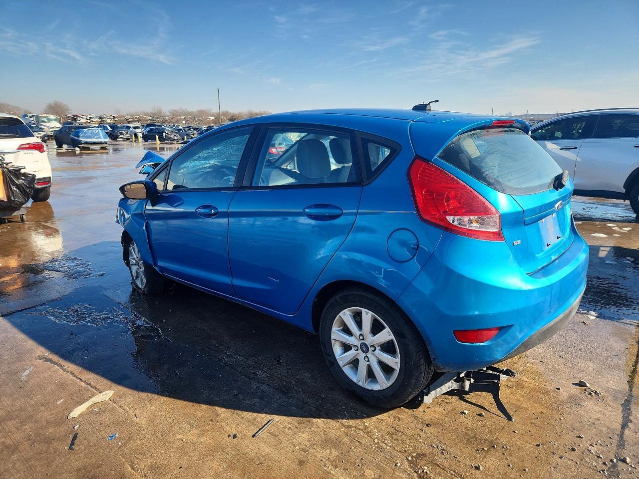 2012 FORD Fiesta