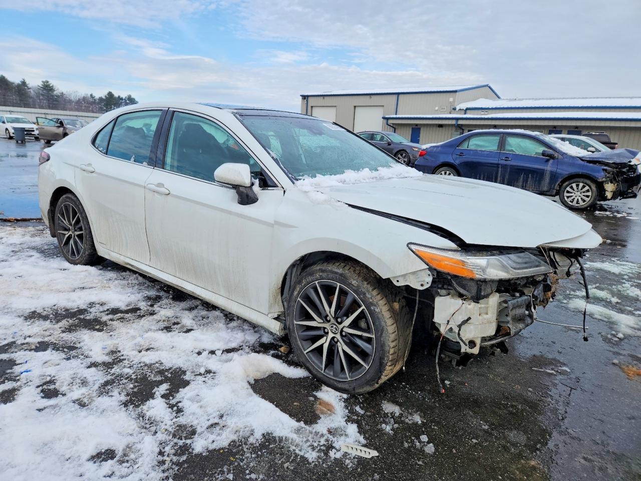 2022 TOYOTA CAMRY