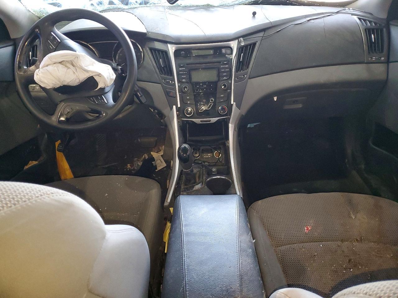 2013 HYUNDAI SONATA