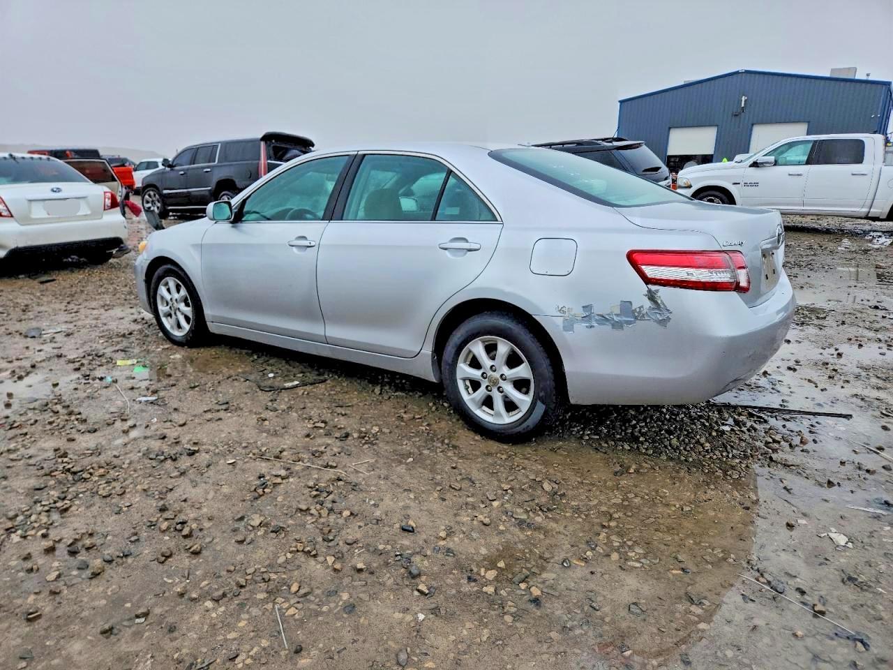 2010 TOYOTA CAMRY