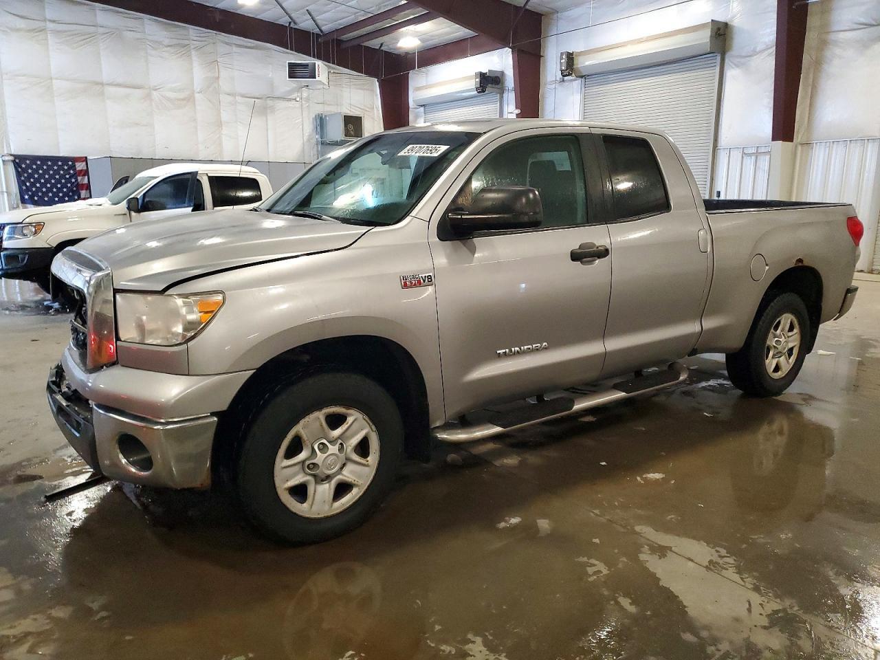 2008 TOYOTA TUNDRA