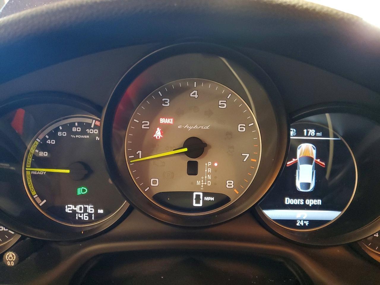 2015 PORSCHE Panamera