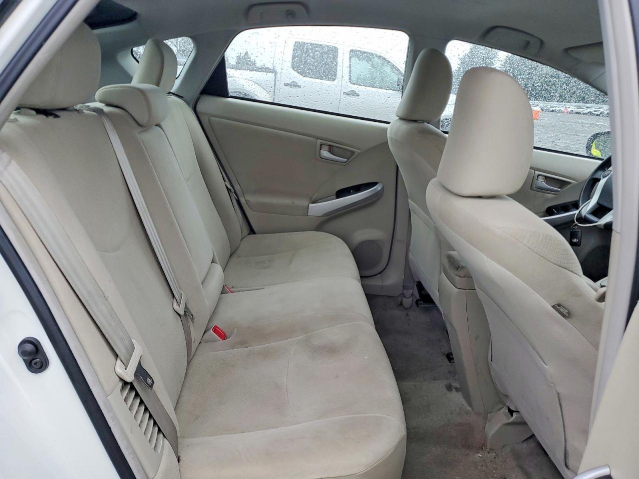 2011 TOYOTA PRIUS