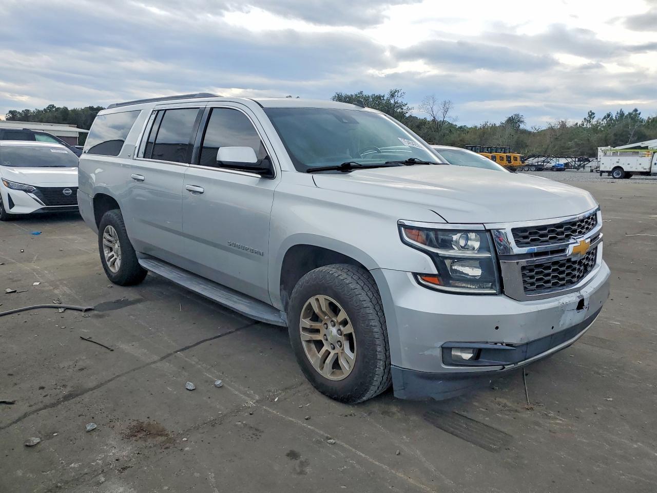 2015 CHEVROLET Suburban