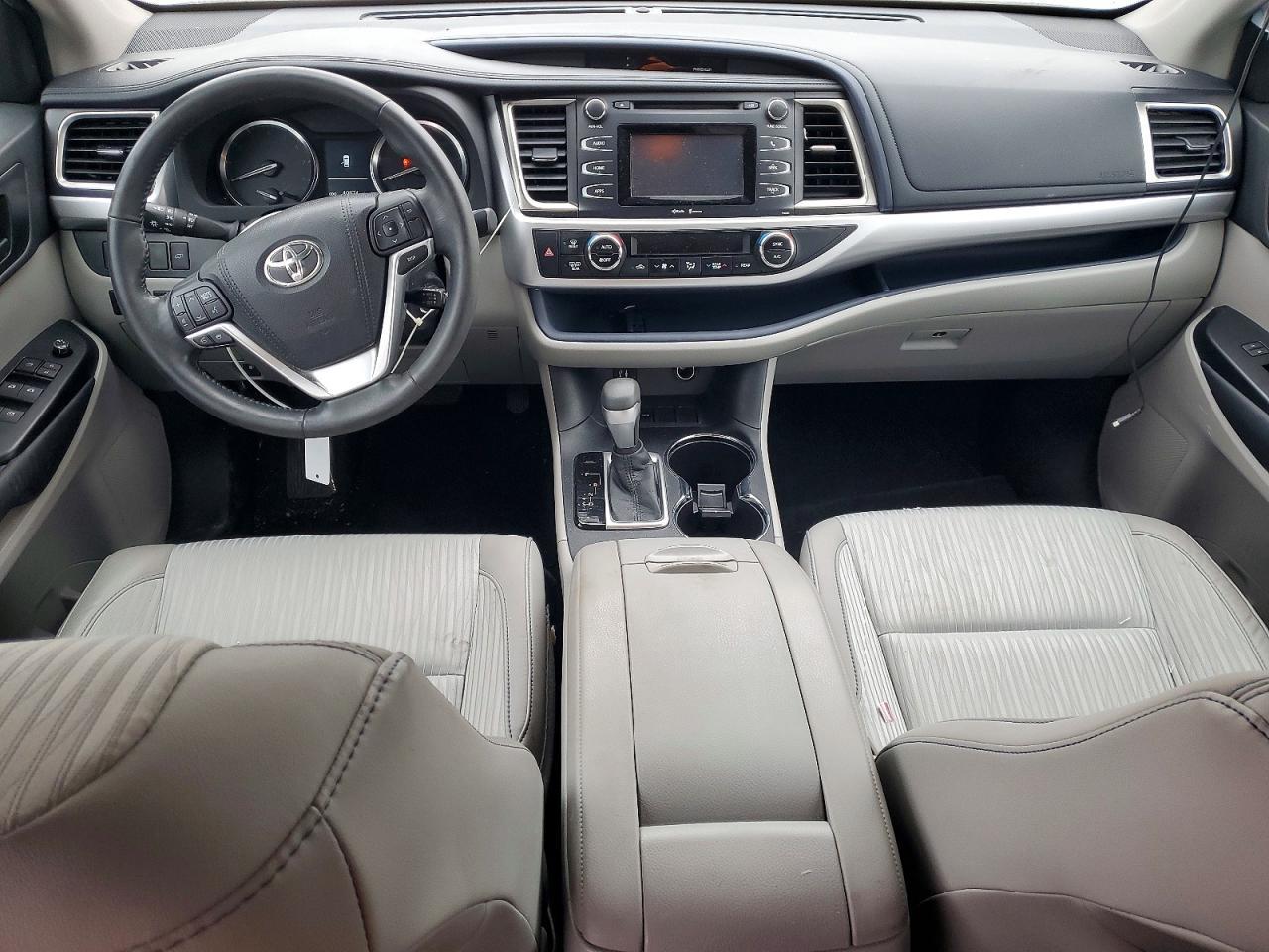 2015 TOYOTA HIGHLANDER
