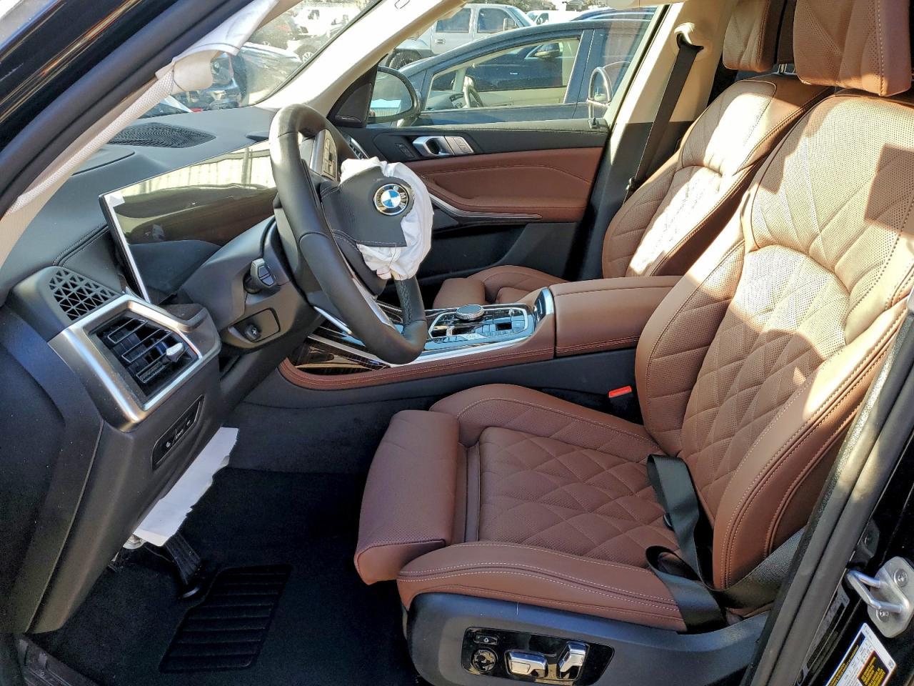 2026 BMW X7