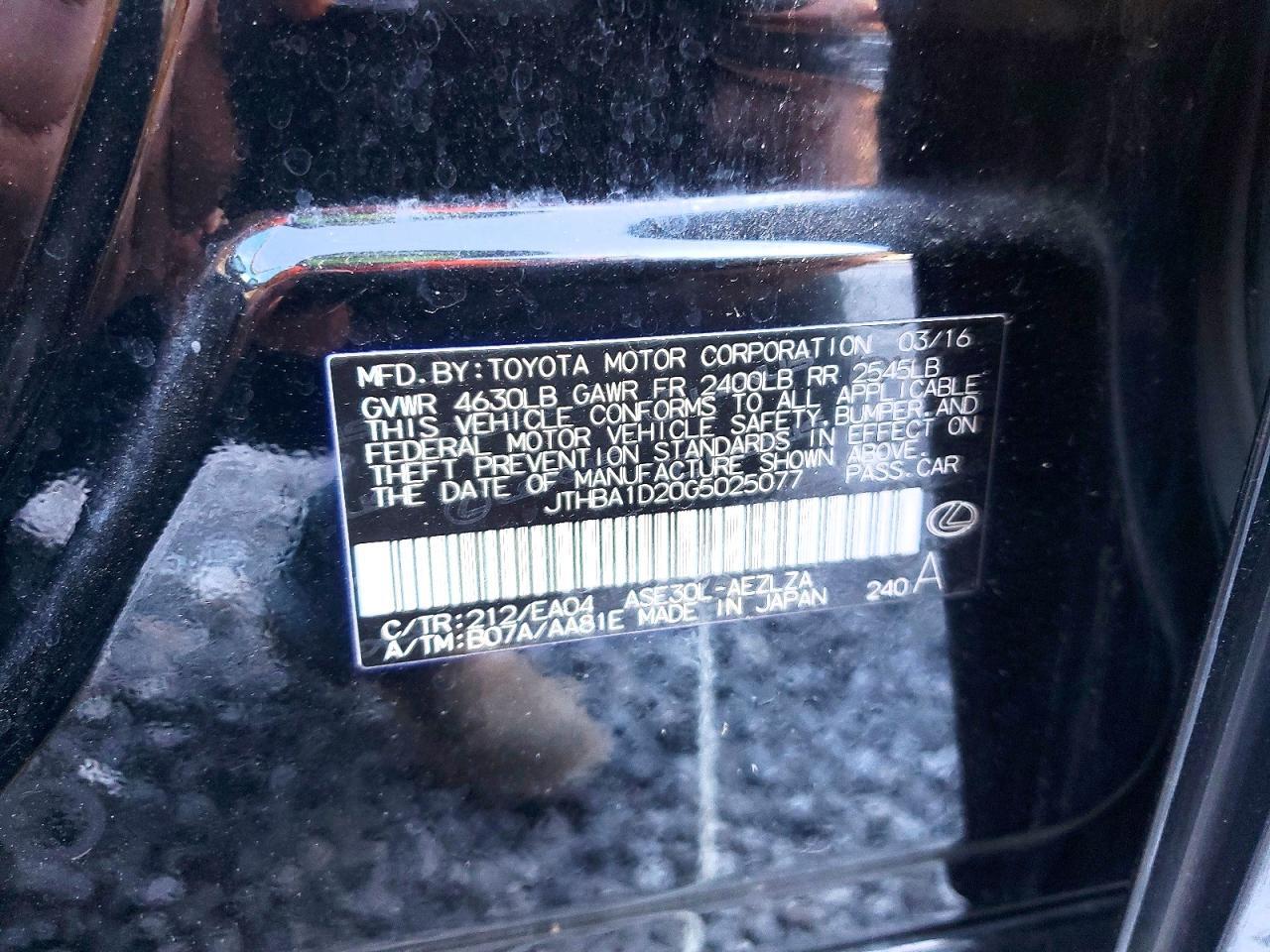 2016 LEXUS IS 200t