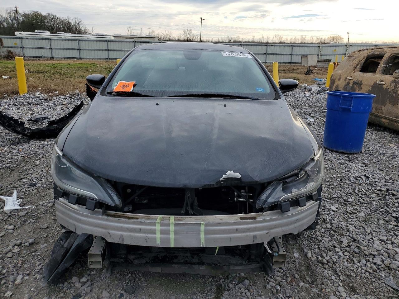 2016 CHRYSLER 200