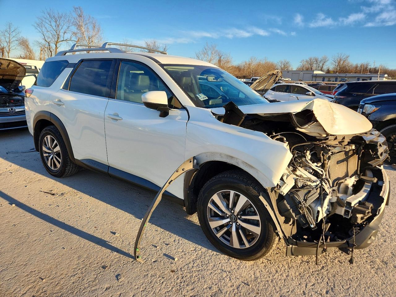 2023 NISSAN PATHFINDER