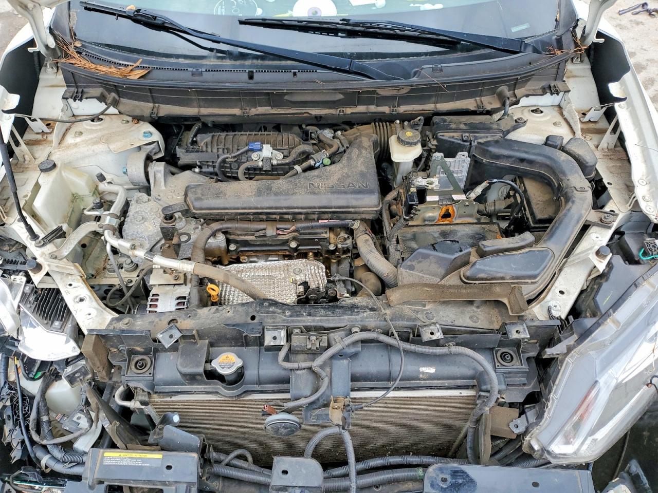 2015 NISSAN ROGUE