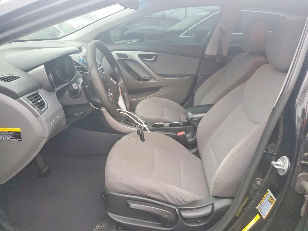 2016 HYUNDAI ELANTRA