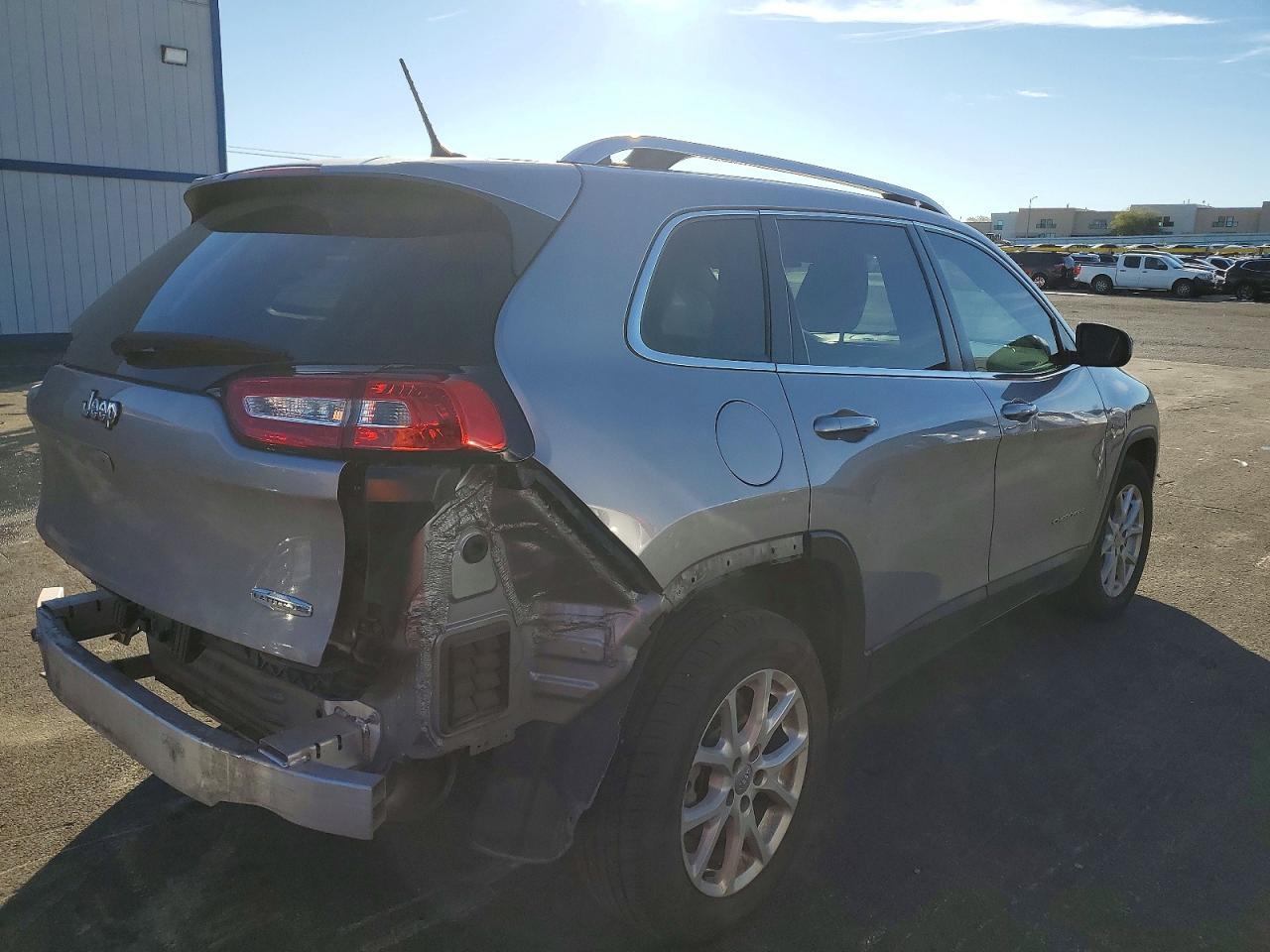 2018 JEEP CHEROKEE