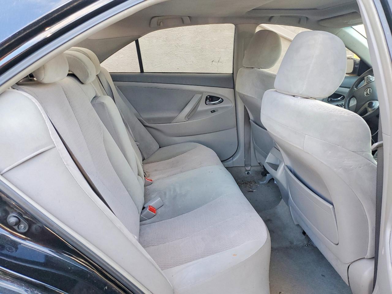 2010 TOYOTA CAMRY