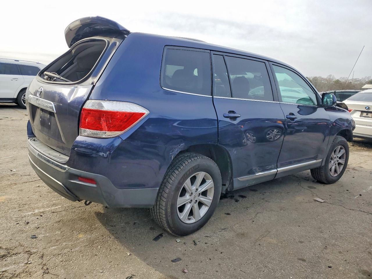 2012 TOYOTA HIGHLANDER