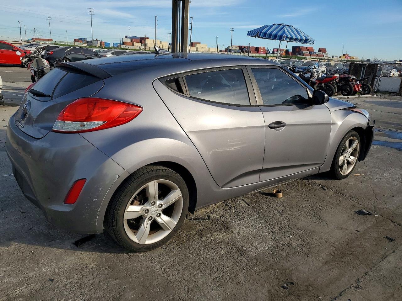 2014 HYUNDAI VELOSTER