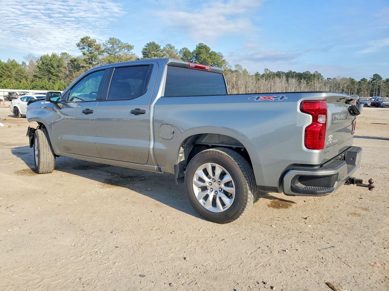 2025 CHEVROLET Silverado
