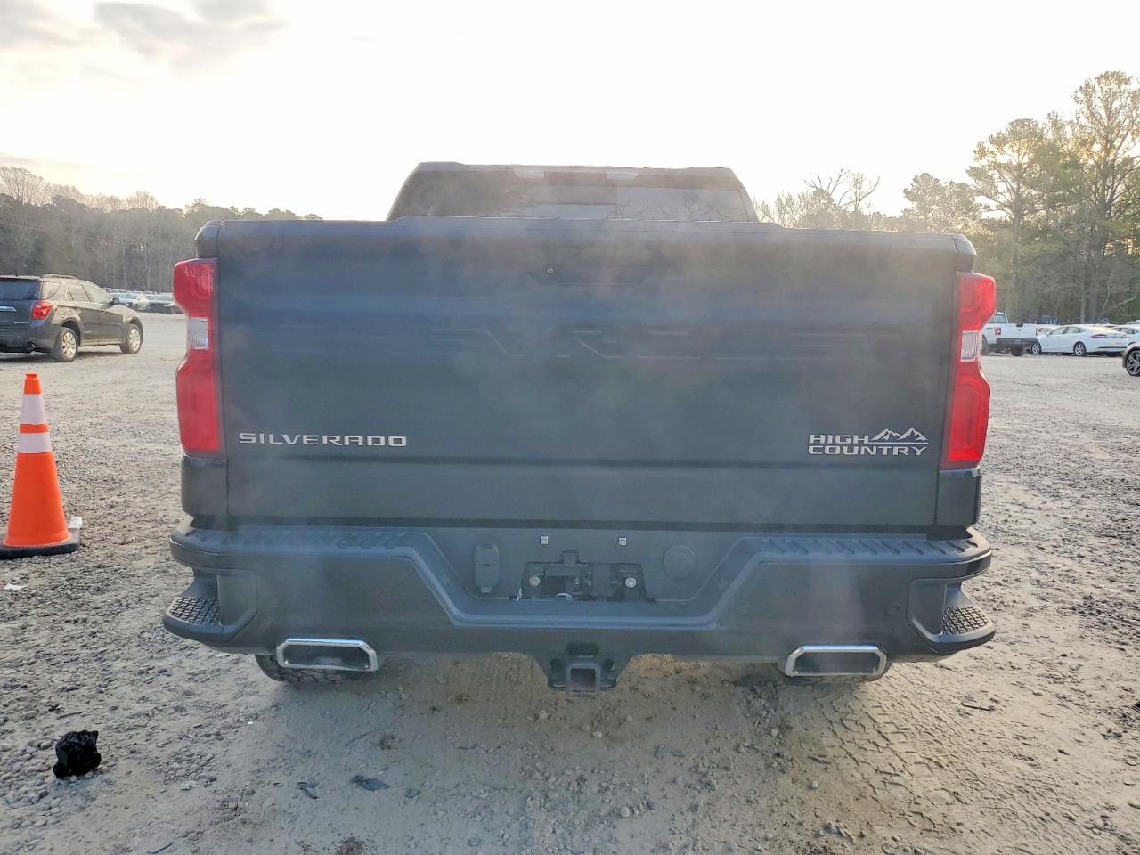 2021 CHEVROLET Silverado