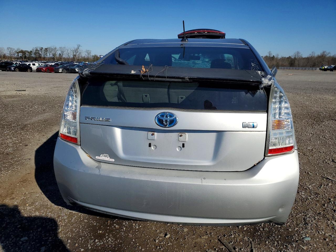 2011 TOYOTA PRIUS