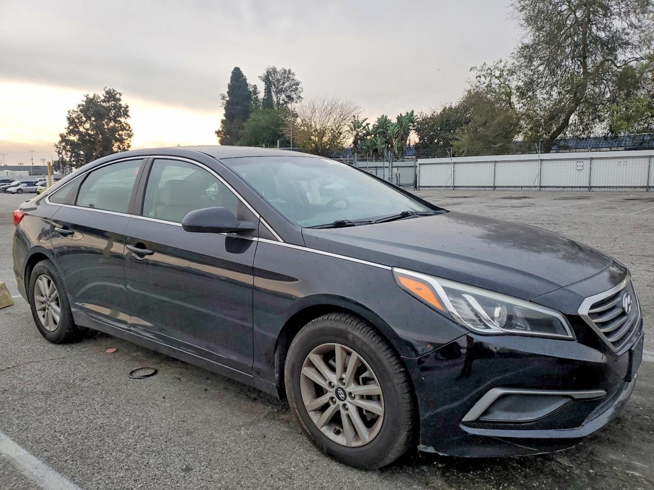 2016 HYUNDAI SONATA