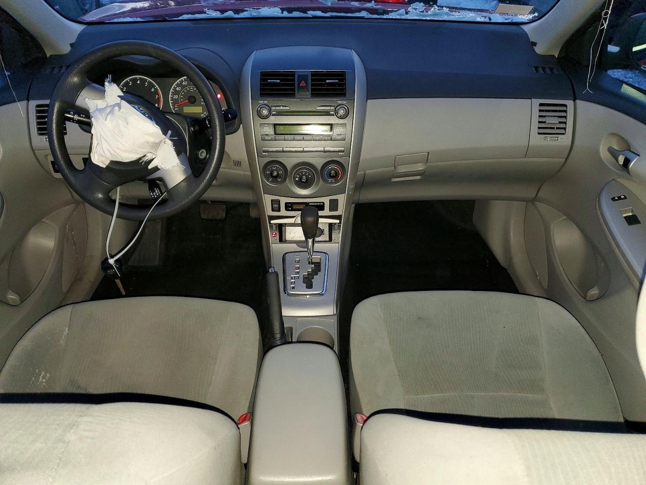 2011 TOYOTA COROLLA