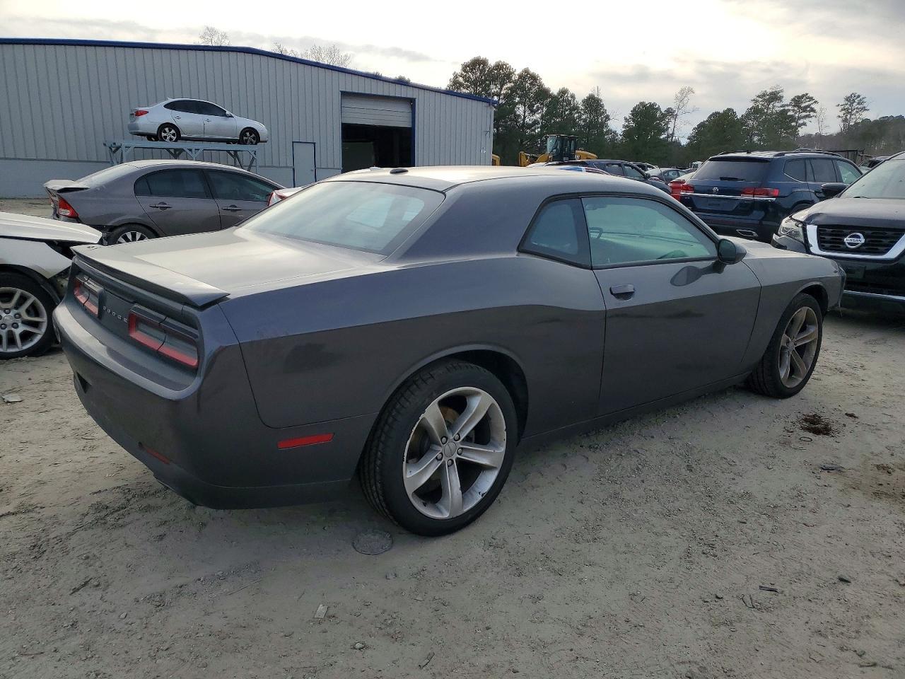 2016 DODGE Challenger