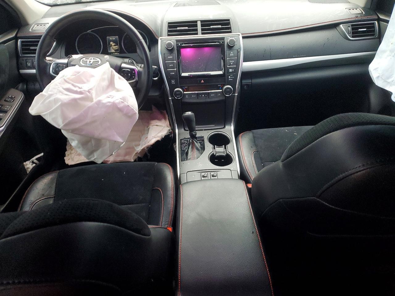 2015 TOYOTA CAMRY