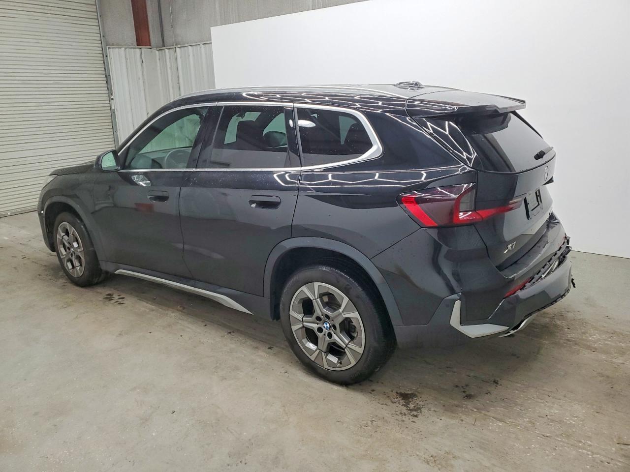 2025 BMW X1