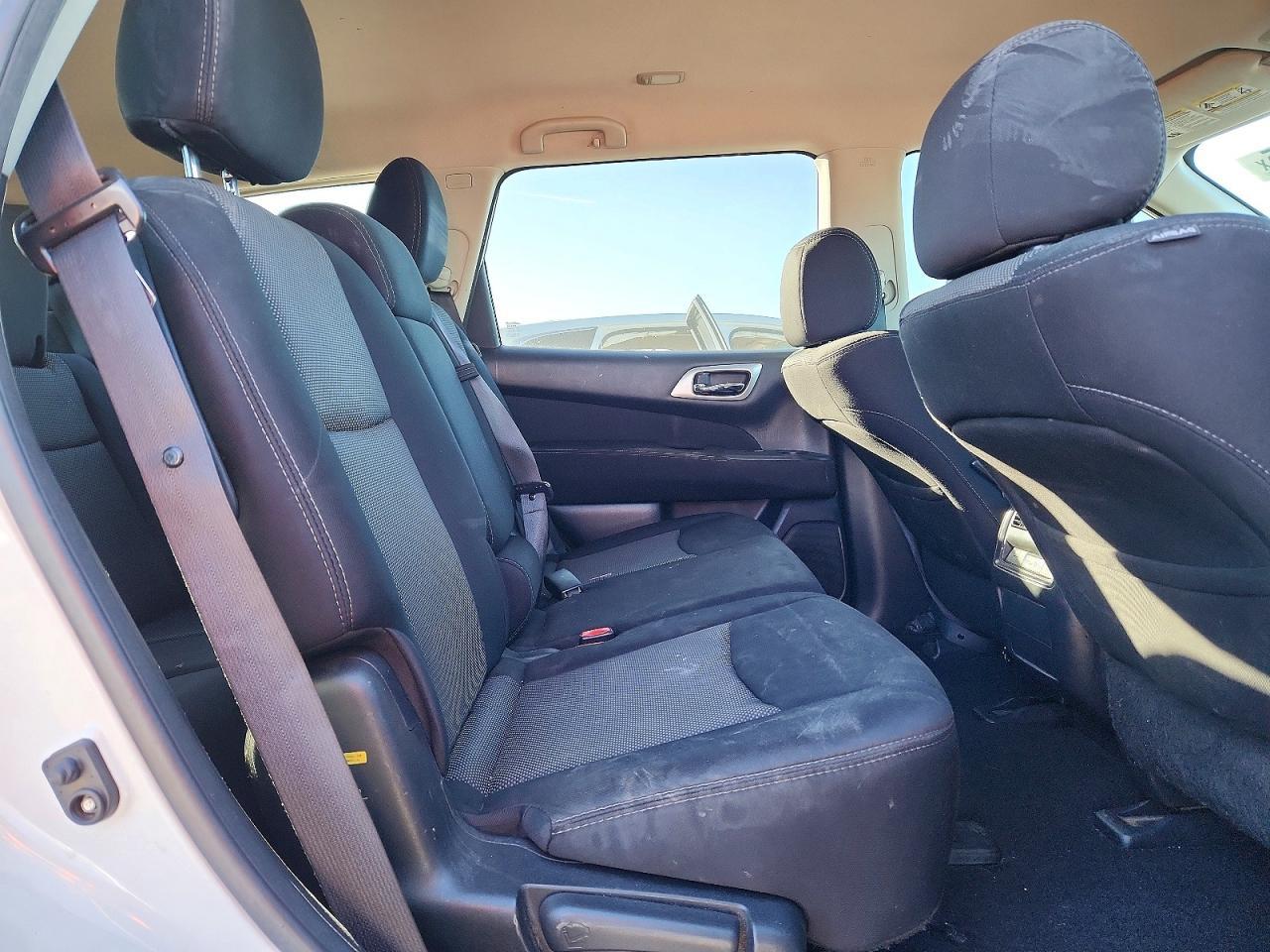 2017 NISSAN PATHFINDER