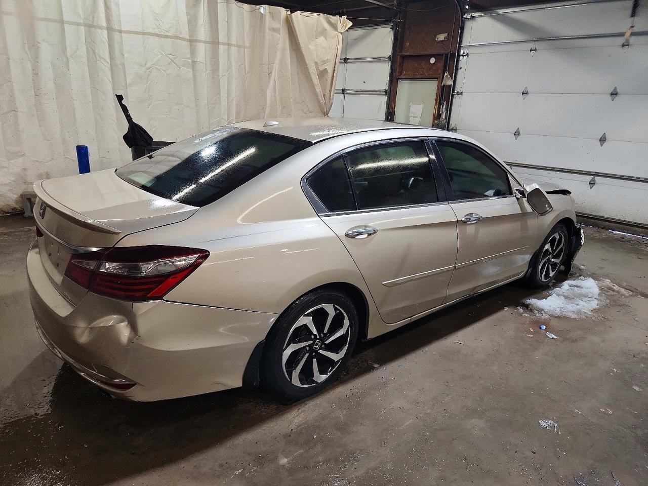 2016 HONDA ACCORD