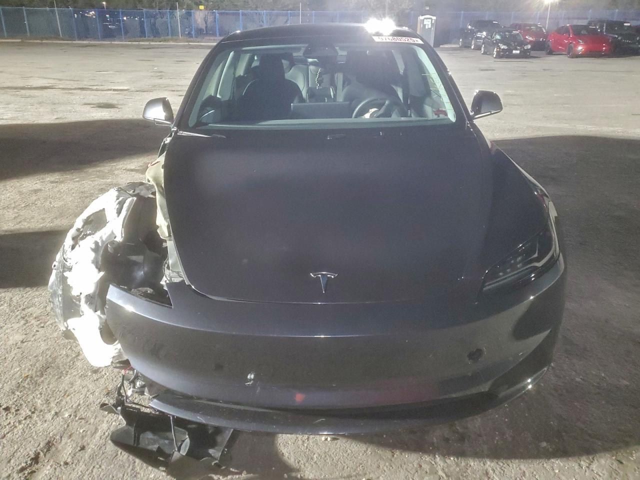 2025 TESLA MODEL 3