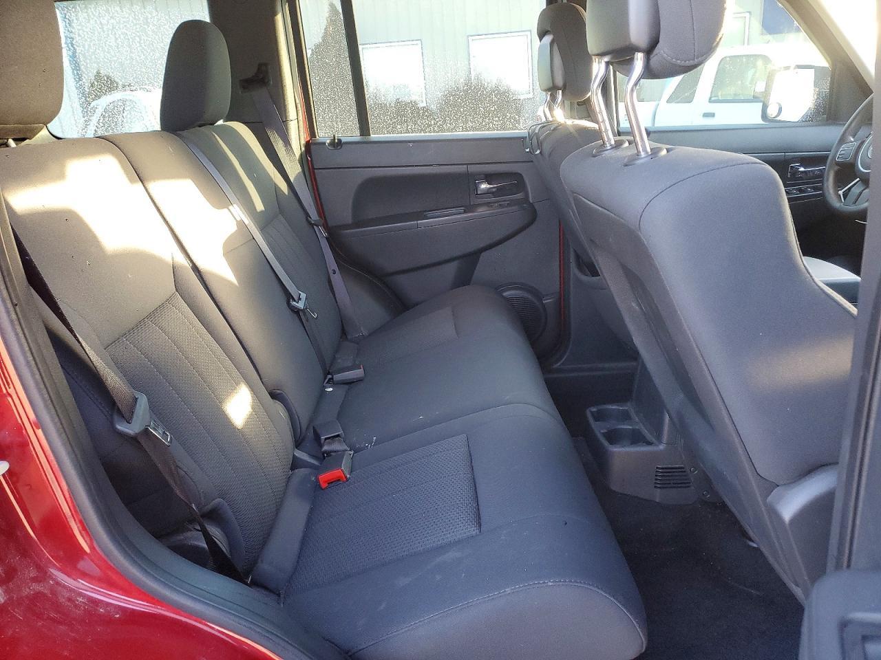 2012 JEEP Liberty