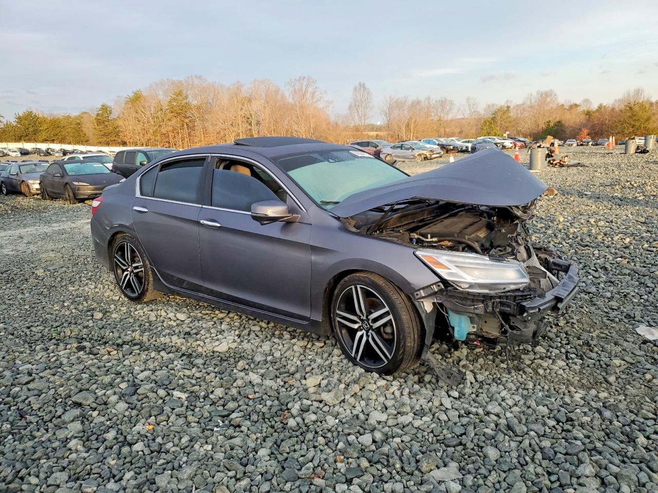 2017 HONDA ACCORD