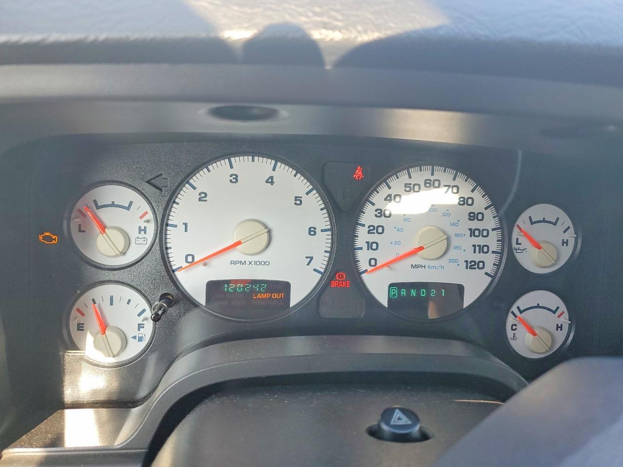 2004 DODGE RAM 1500