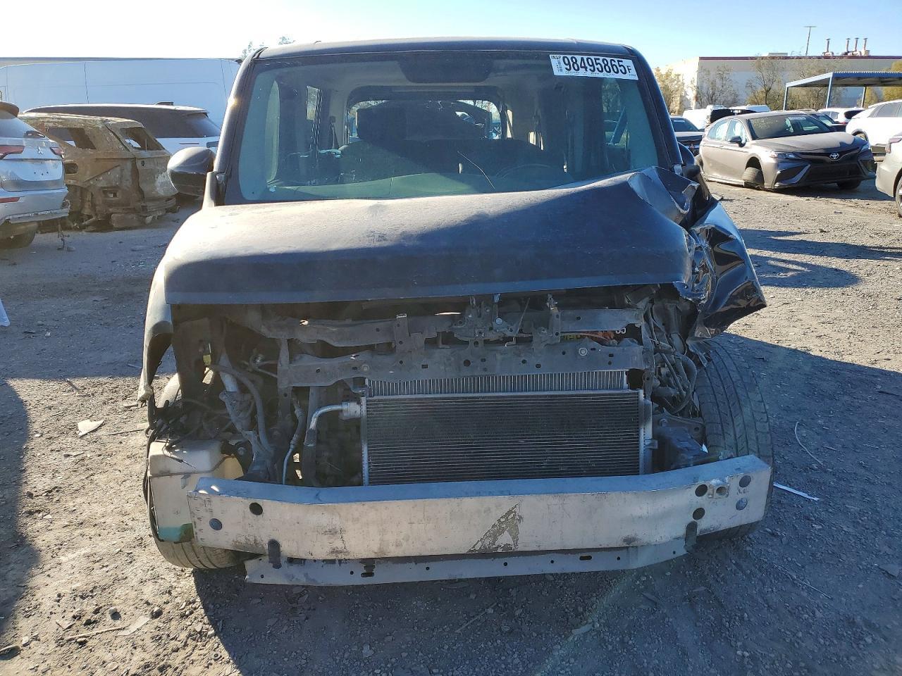 2010 NISSAN CUBE