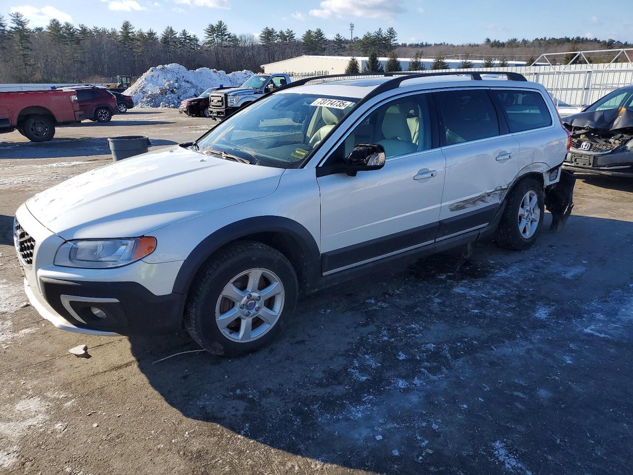 2015 VOLVO XC70