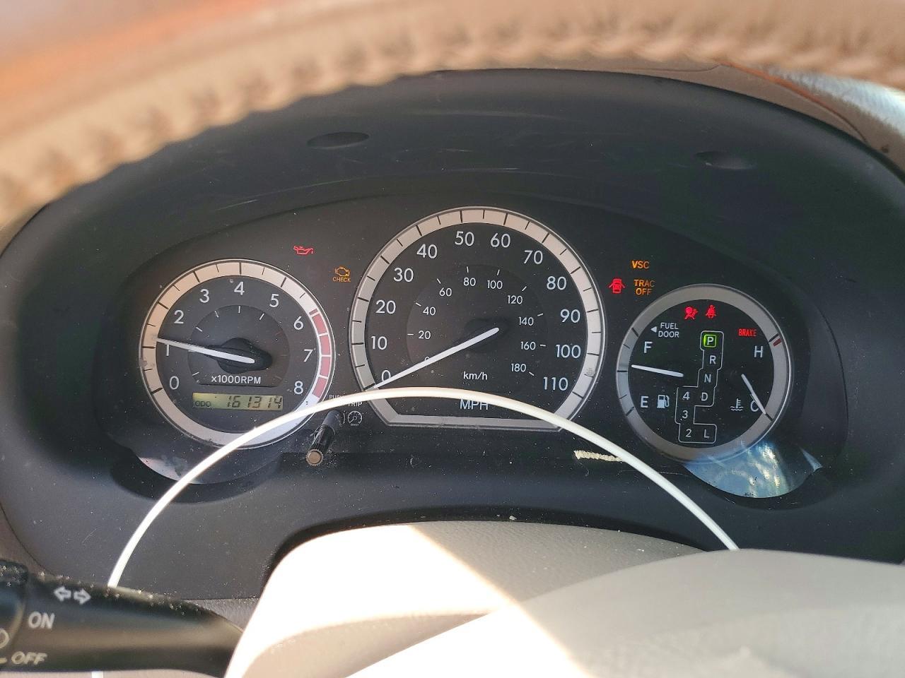 2004 TOYOTA SIENNA