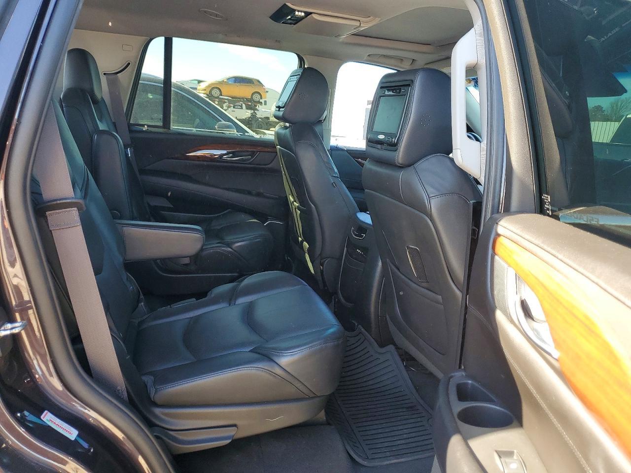 2015 CADILLAC ESCALADE