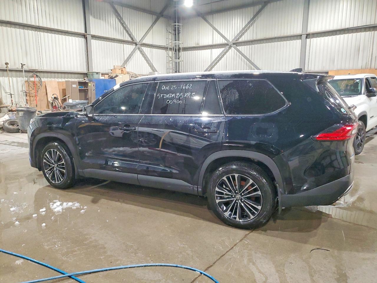 2024 TOYOTA HIGHLANDER