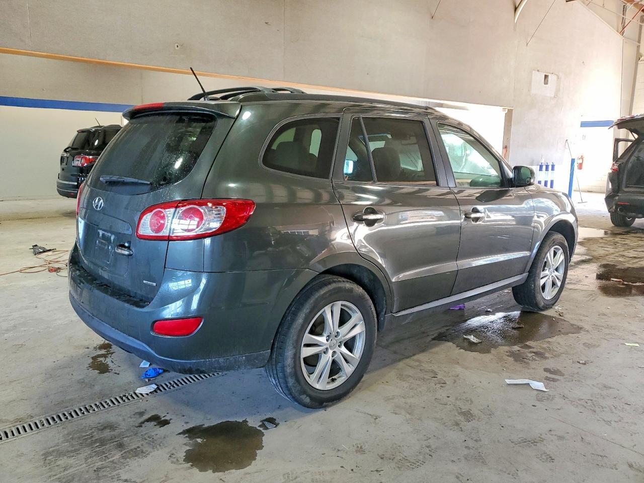 2012 HYUNDAI SANTA FE