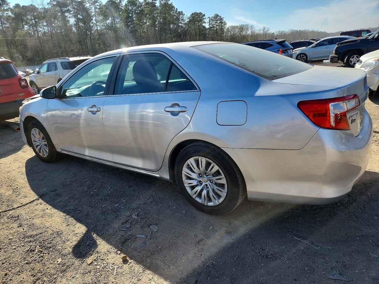 2013 TOYOTA CAMRY