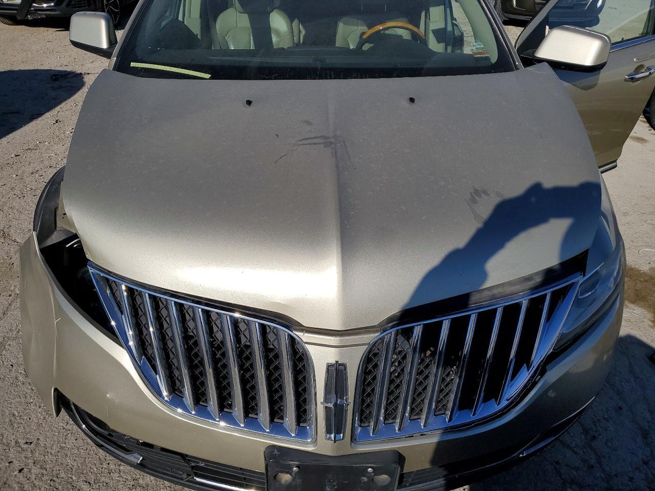 2011 LINCOLN MKX