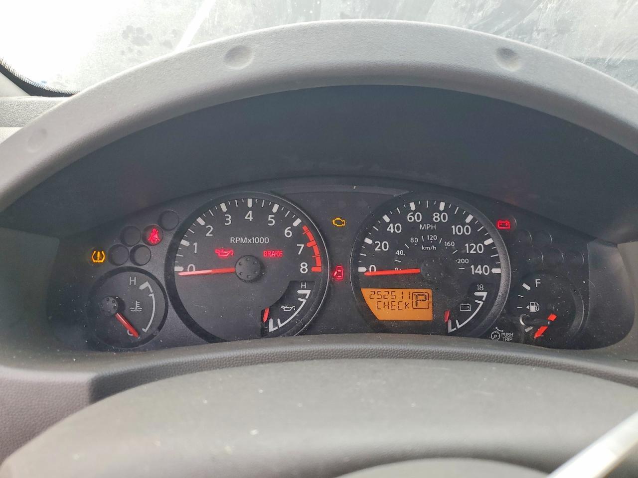 2013 NISSAN Frontier
