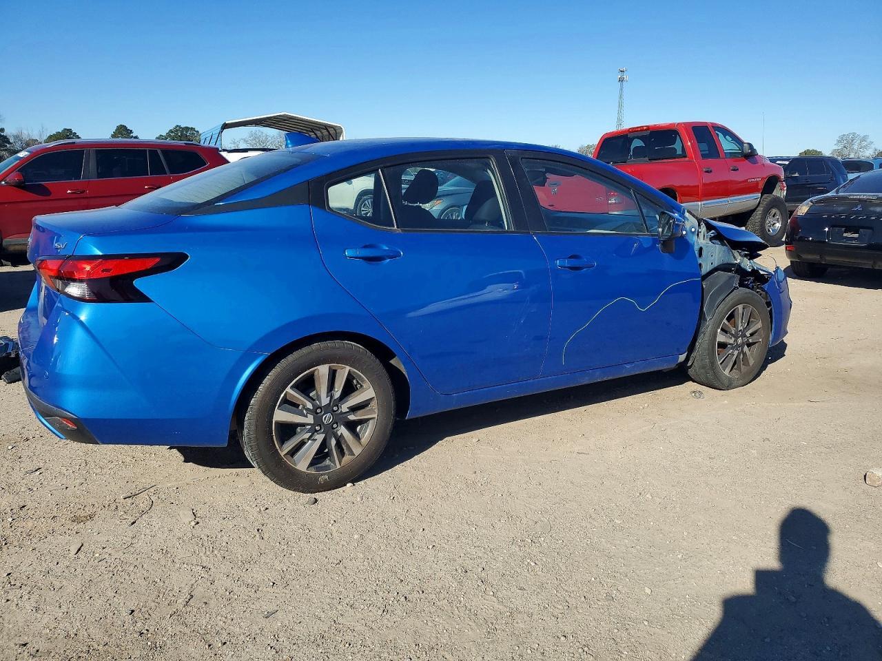 2021 NISSAN VERSA