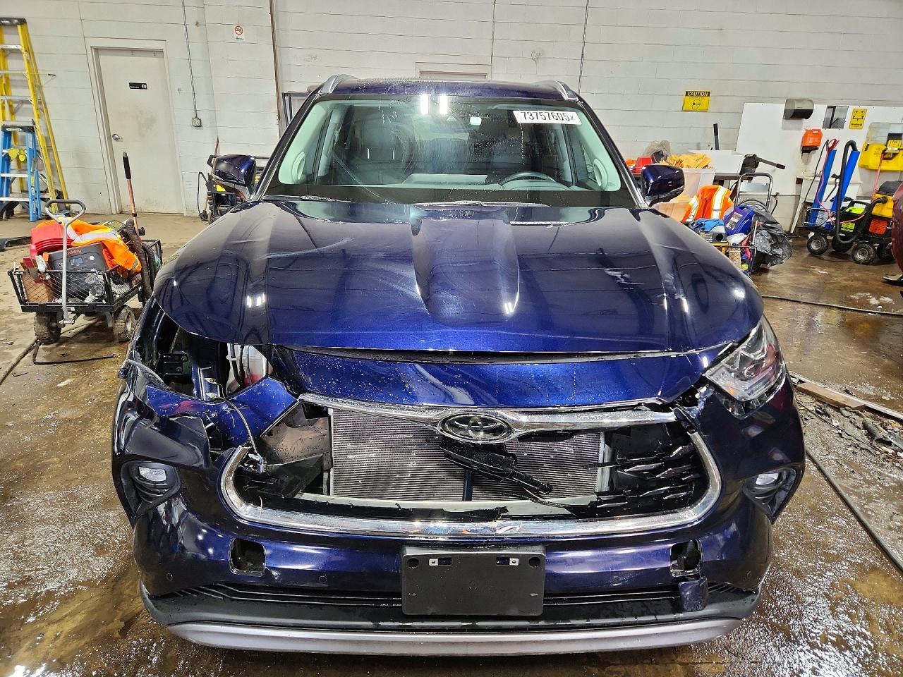 2025 TOYOTA HIGHLANDER