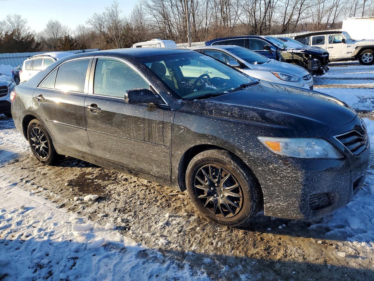 2011 TOYOTA CAMRY